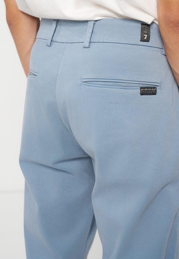 7 for all mankind CHINO