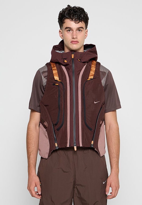 Nike Sportswear