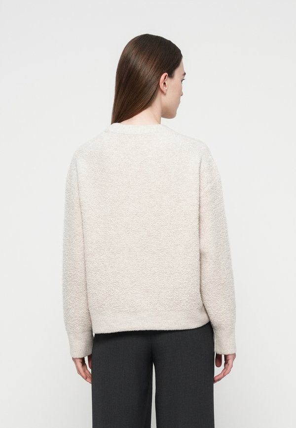 CLOSED CREW NECK LONG SLEEVE