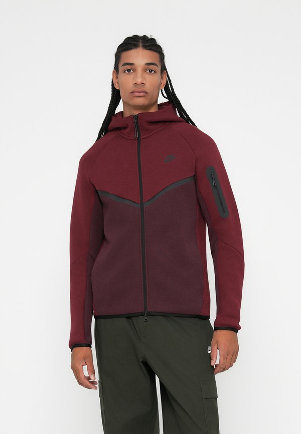 Nike Sportswear