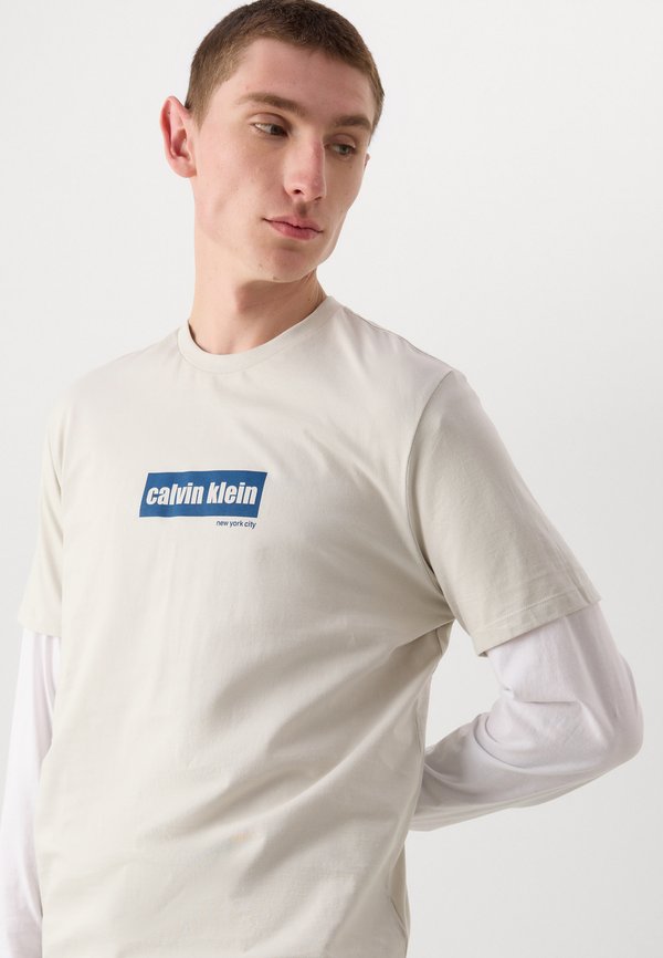 Calvin Klein Jeans