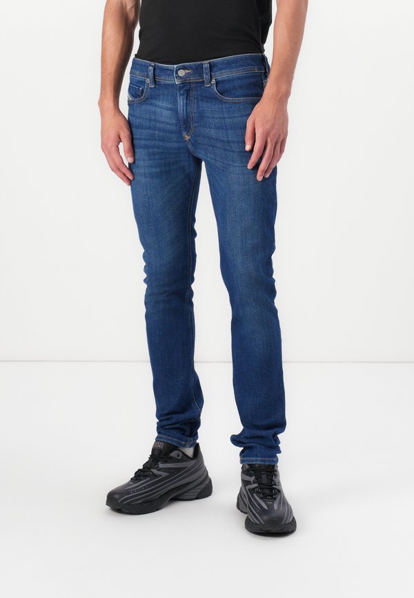 Diesel SLEENKER