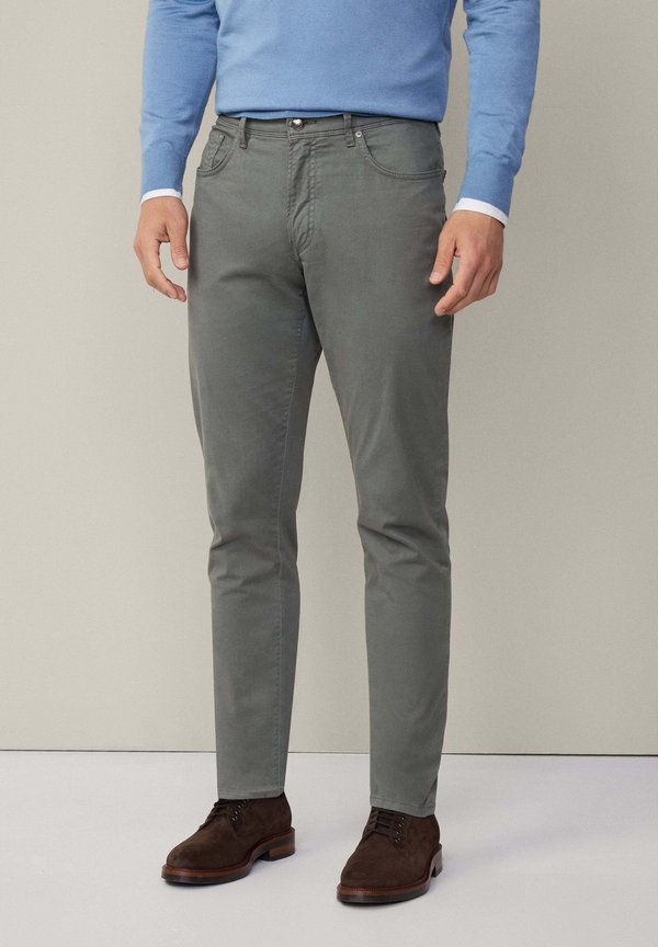 Hackett London
