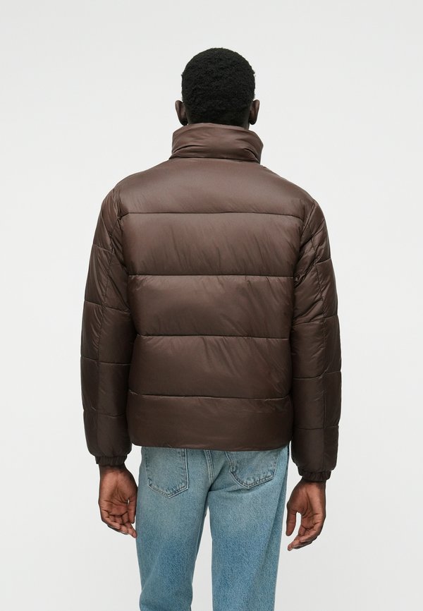 Abercrombie & Fitch AIRCLOUD MOCK PUFFER