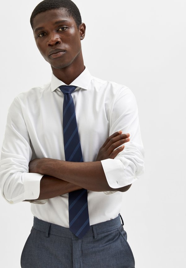Selected SLHSLIMETHAN SHIRT CUT AWAY