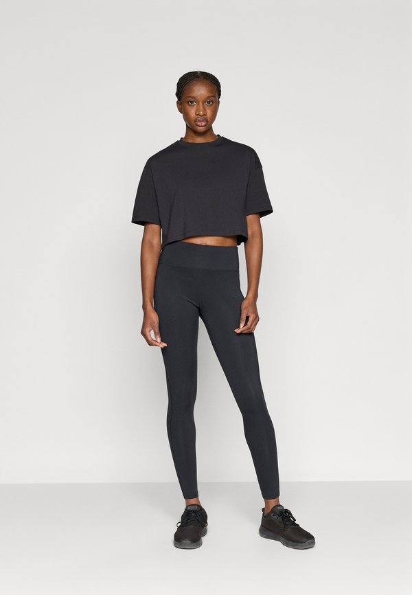 Even&Odd active by Zalando 2 PACK ESSENTIAL CROPPED T-SHIRT