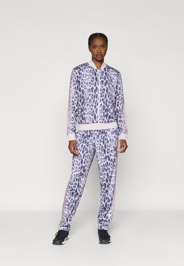adidas Sportswear ESSENTIALS 3 STRIPES ANIMAL AOP - Tracksuit - multicolor/ice purple