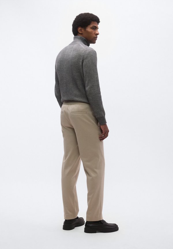 Lindbergh SUPERFLEX RELAXED FIT PANTS