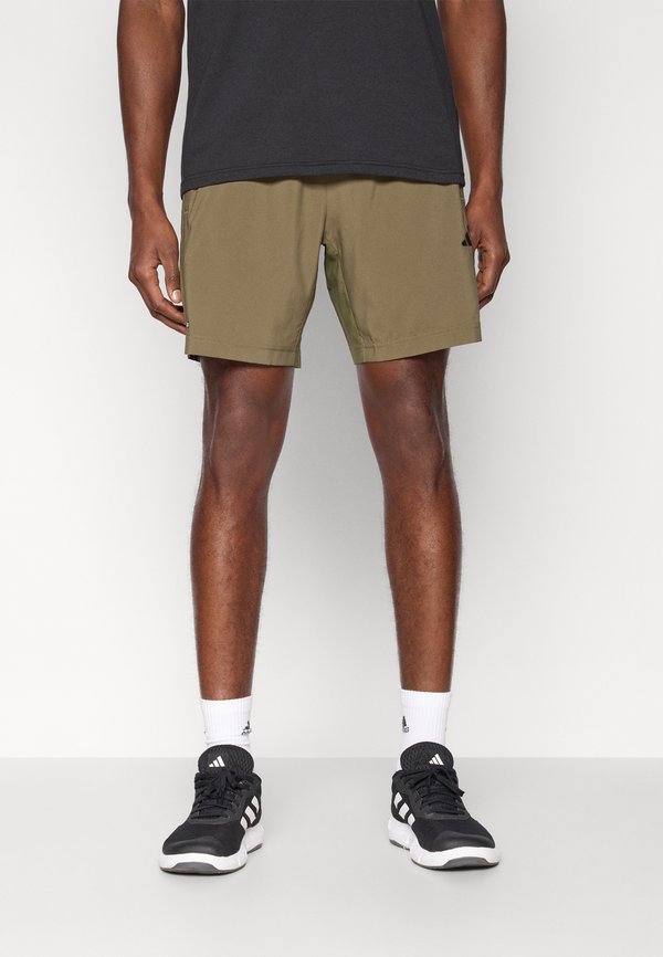 adidas Performance TECH ESSENTIALS WORKOUT  3 STRIPES - Sports shorts - olive strata