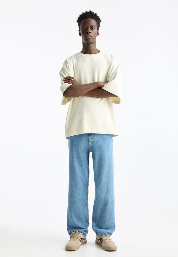 PULL&BEAR BAGGY FIT