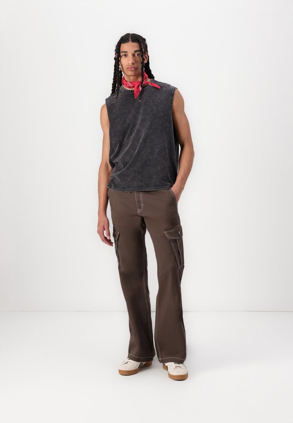 Weekday LOOSE BOOTCUT