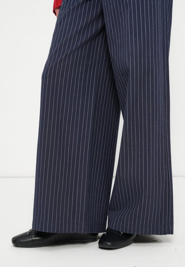 DOCKERS DRAWSTRING PANT