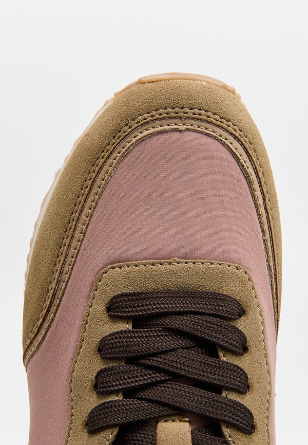 U.S. Polo Assn. SACHA