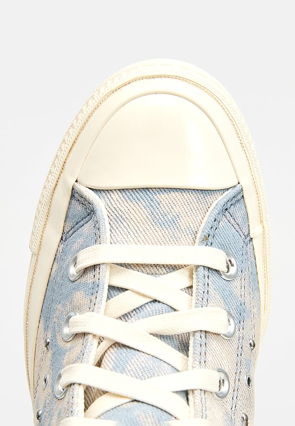 Converse CHUCK 70