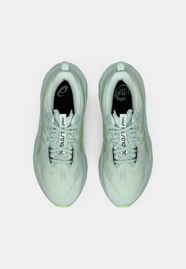 ASICS NOVABLAST 5