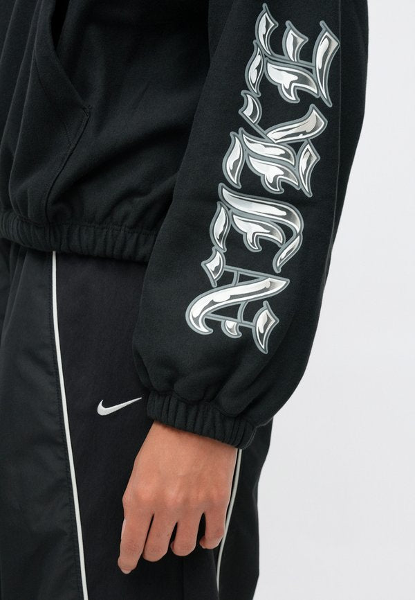 Nike Sportswear STREET