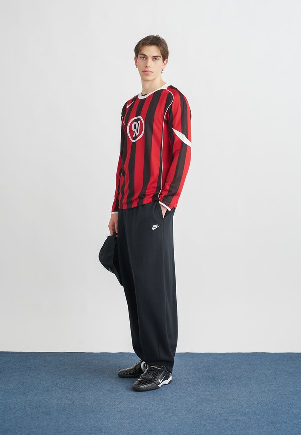 Nike Sportswear ENERGY