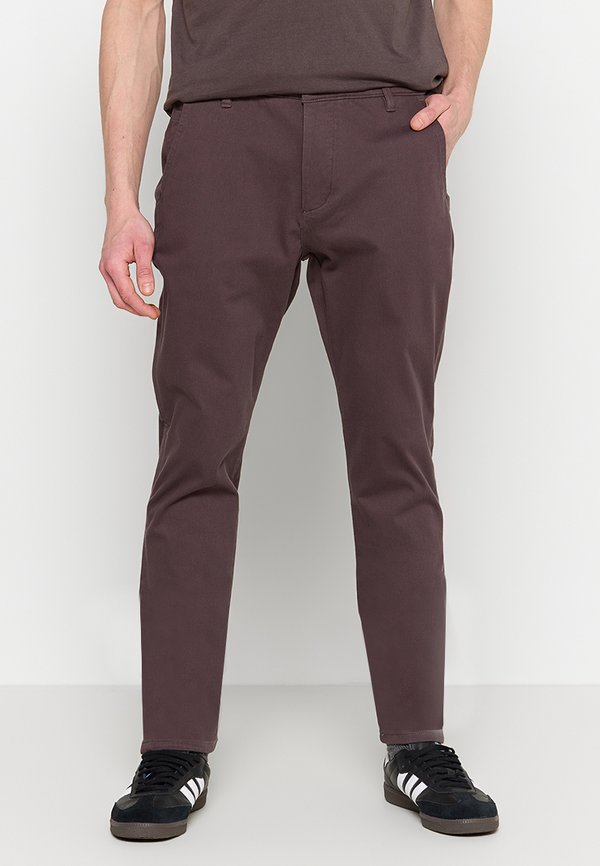 DOCKERS SUPREME
