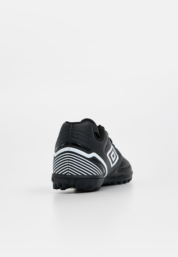 Umbro CLASSICO XIII