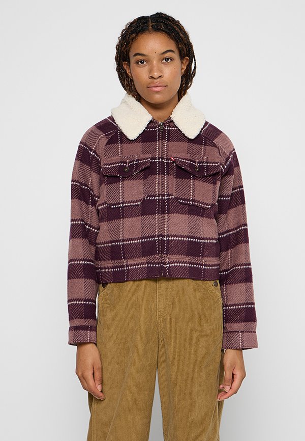 Levi's®