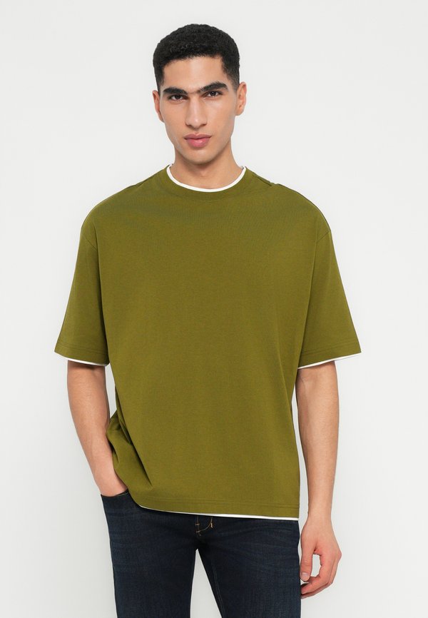 Selected SLHRELAXFELIX CONTRAST O NECK TEE