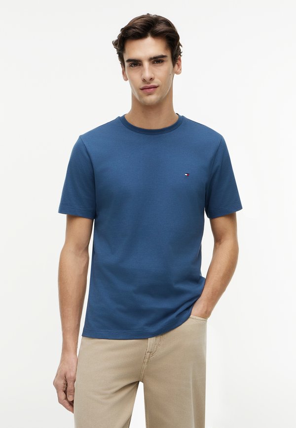 Tommy Hilfiger SEASONAL SOLID TEE CORE ESSENTIALS