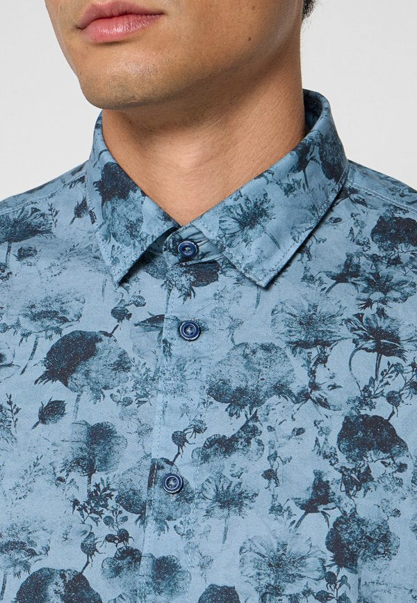 NO EXCESS REGULAR FIT