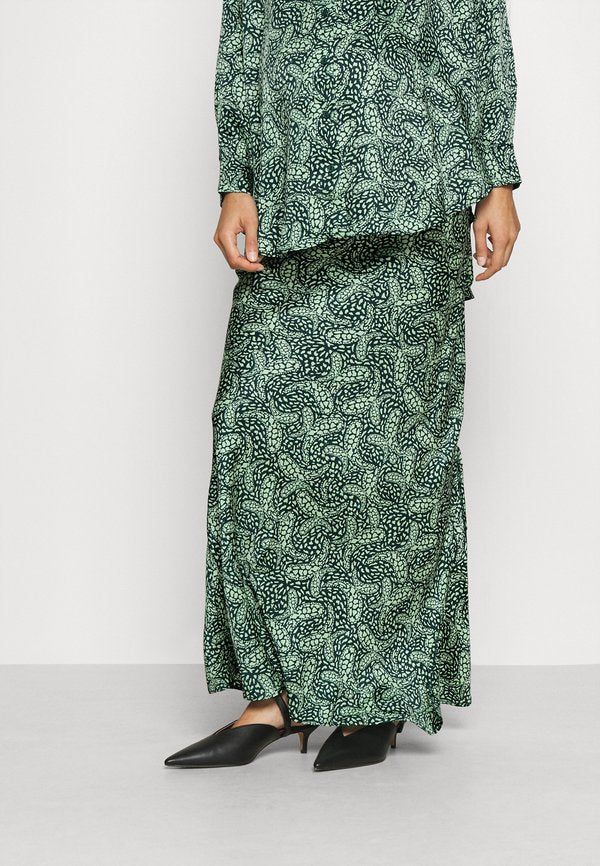 Glamorous Bloom SIDE SPLIT SLIP MIDI SKIRT