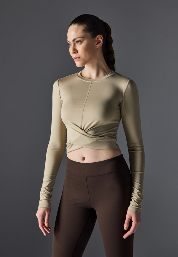 Even&Odd active by Zalando
