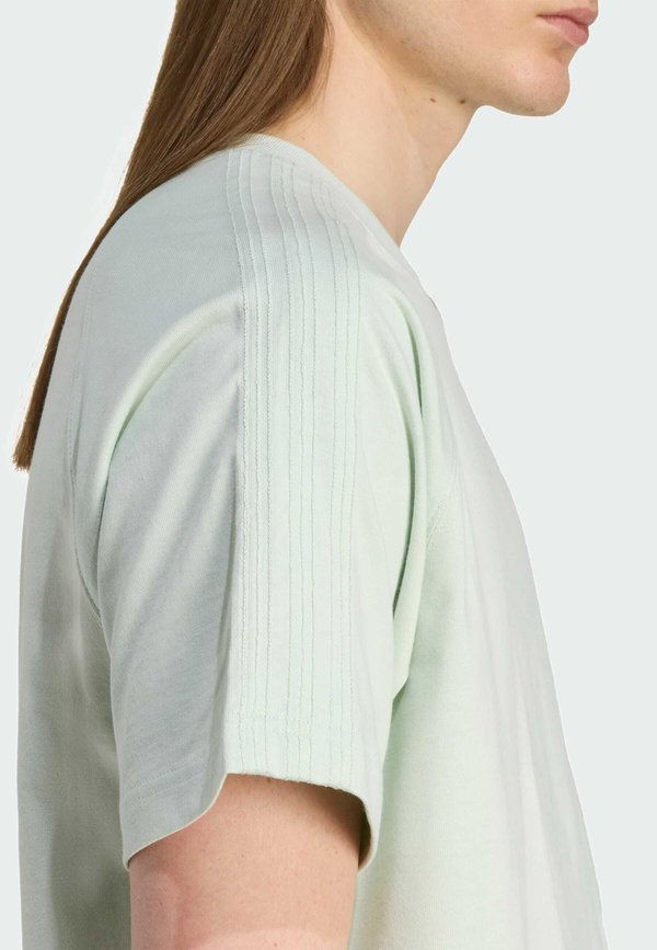 adidas Originals TEE