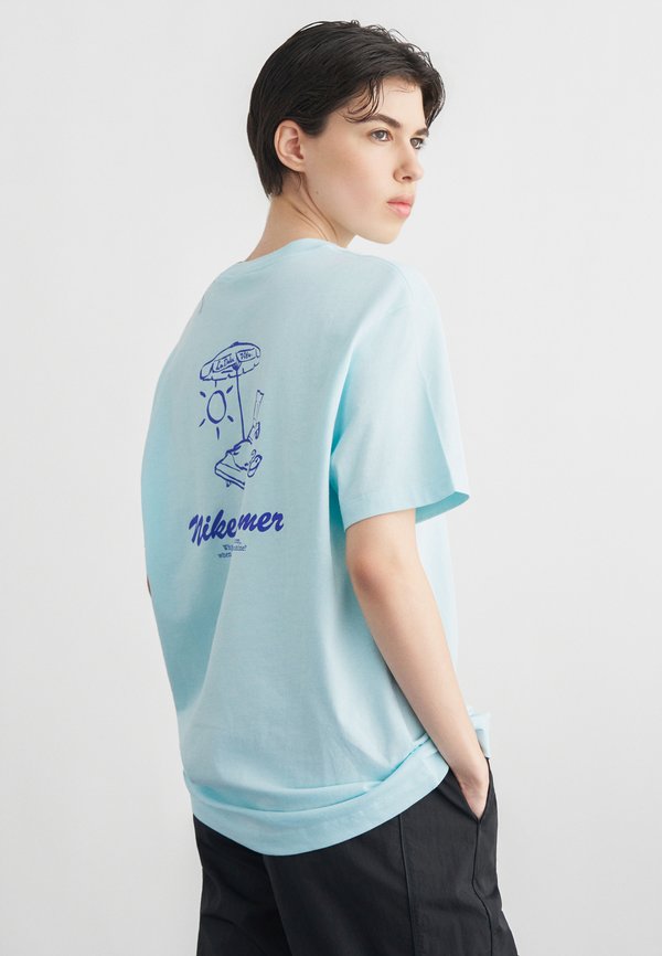 Nike Sportswear