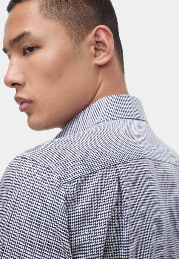 Marks & Spencer REGULAR FIT ULTIMATE NON IRON TEXTURED