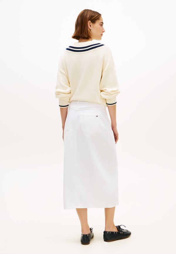 Tommy Hilfiger GOLD-TONE BUTTON WHITE DENIM MIDI SKIRT