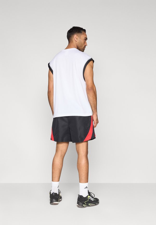 adidas Performance WOVEN SHORT UNISEX