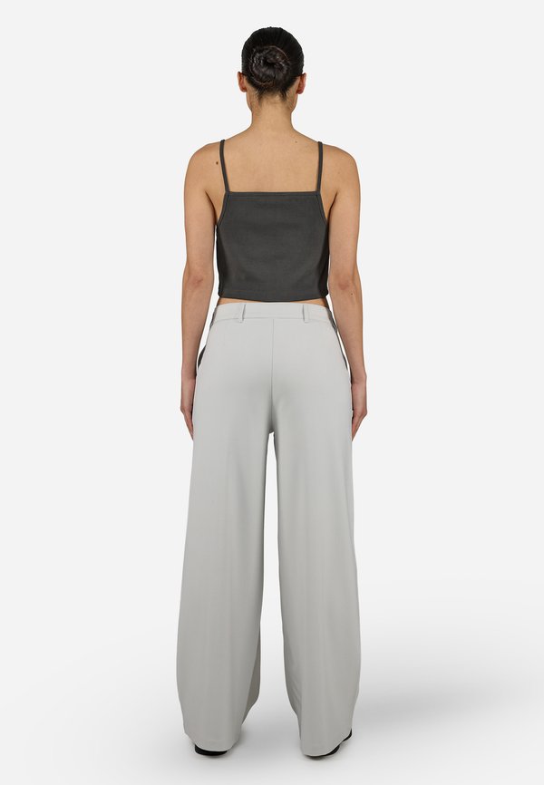 Pegador HAILE STRING TOP
