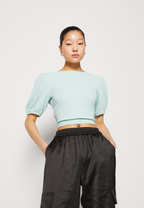 Gina Tricot SAGE