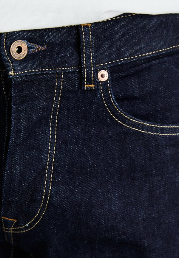 Red Bull Racing x Pepe Jeans SELVEDGE
