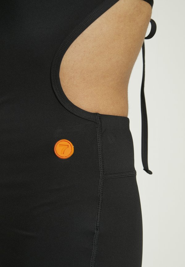 7 DAYS Active WARM UP DRESS
