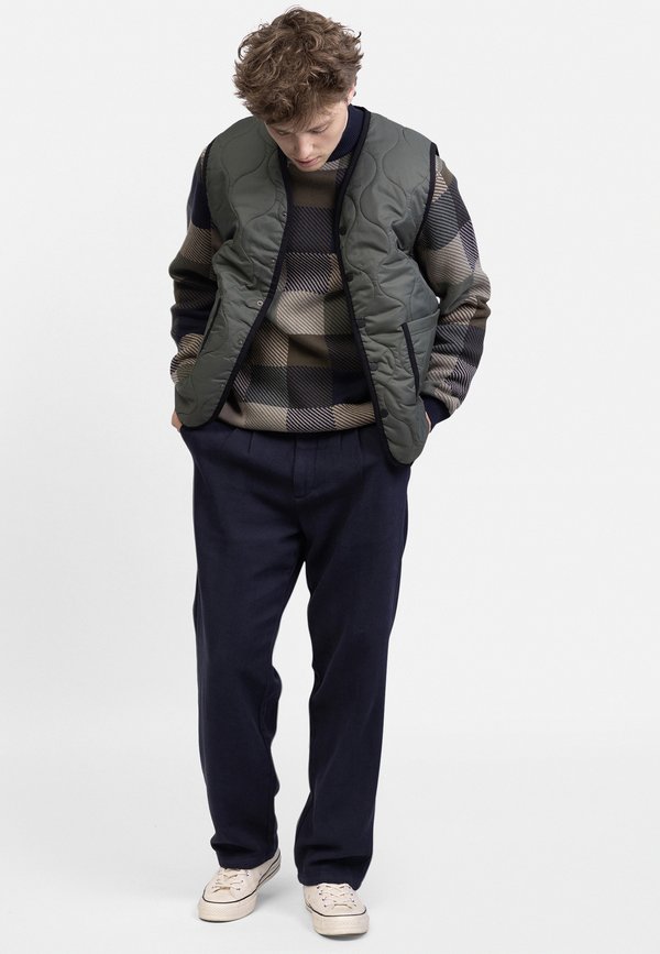 Redefined Rebel PANTS COMFORT FIT