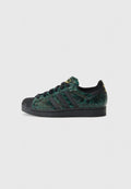 adidas Originals SUPERSTAR II W - Trainers - collegiate green/core black/gold-coloured