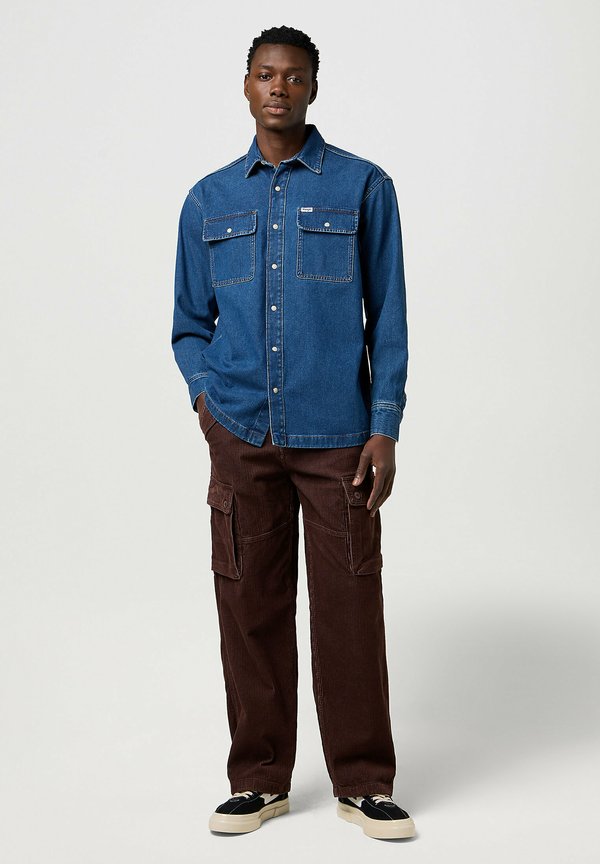 Wrangler LONG SLEEVE LOOSE FIT