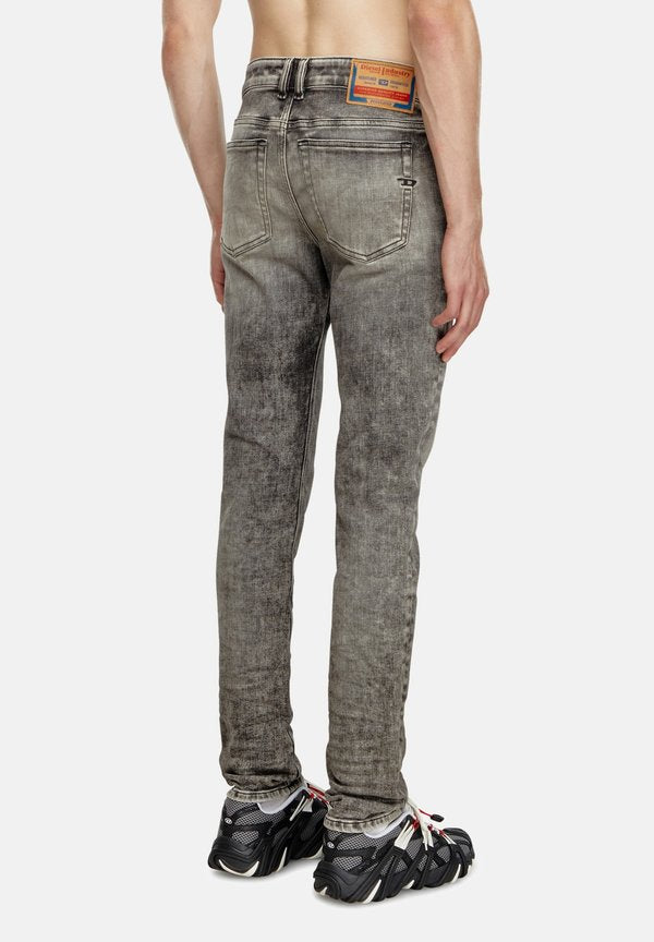 Diesel SLEENKER