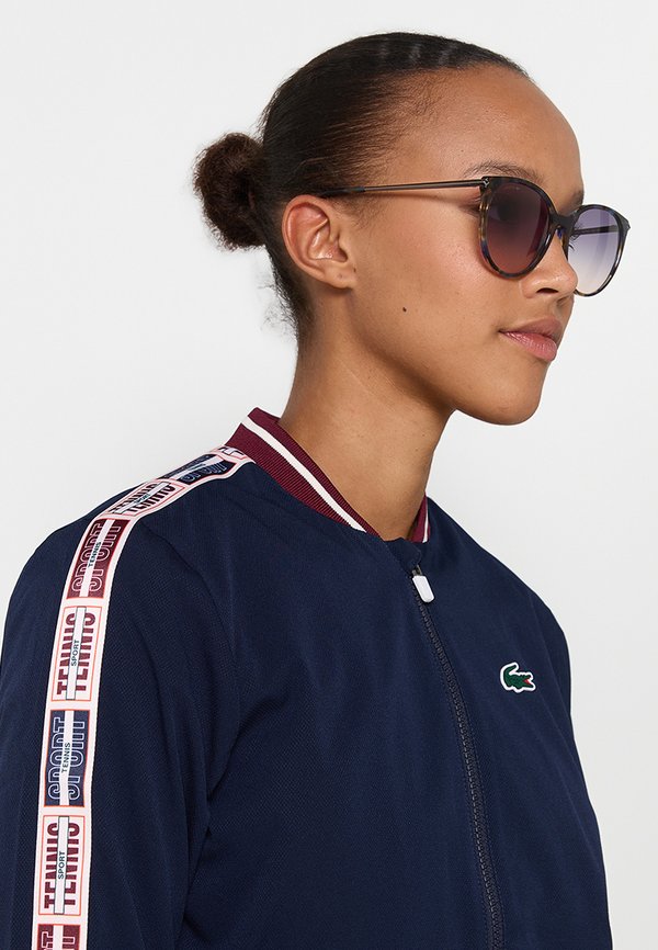 Lacoste 0