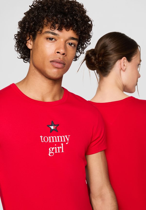 Tommy Jeans EXCLUSIVE TEE UNISEX