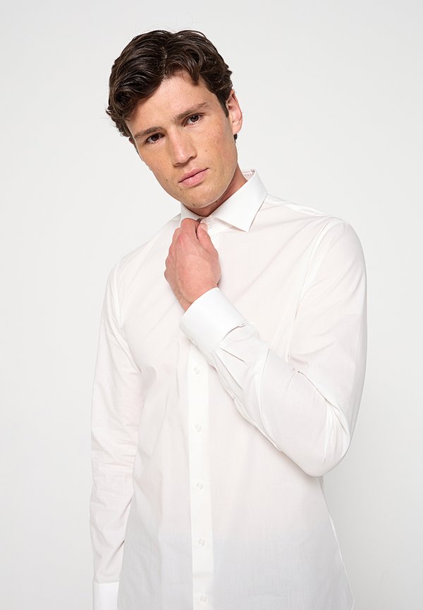 Michael Kors SLIM FIT
