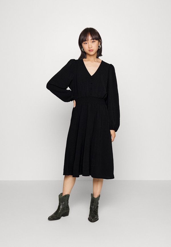 ONLY Petite ONLMETTE NECKSMOCK DRESS