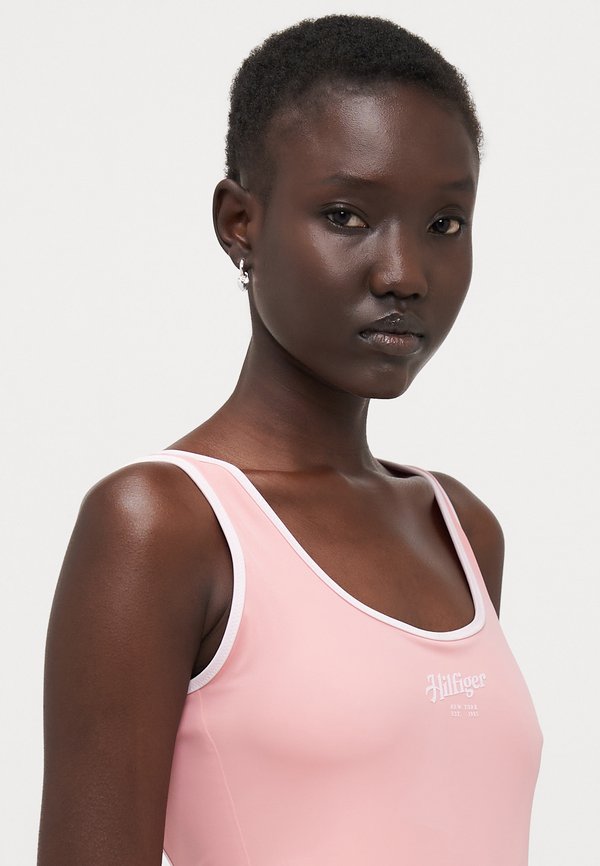Tommy Hilfiger ESSENTIALS ONE PIECE LOGO