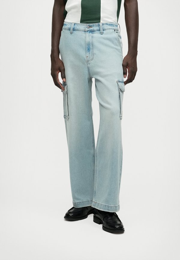 Hollister Co. SUPER BAGGY POCKET