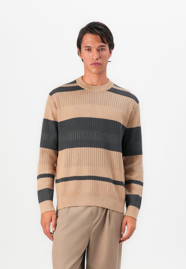 Selected SLHMALTE CREW NECK
