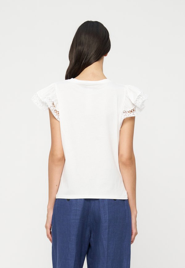 TWINSET